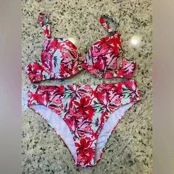 SHEIN Bikini NWT - Picture 1 of 6